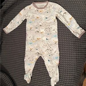 Magnetic Me Footie Pajamas Wilderness Animal Print 0-3 month NWOT